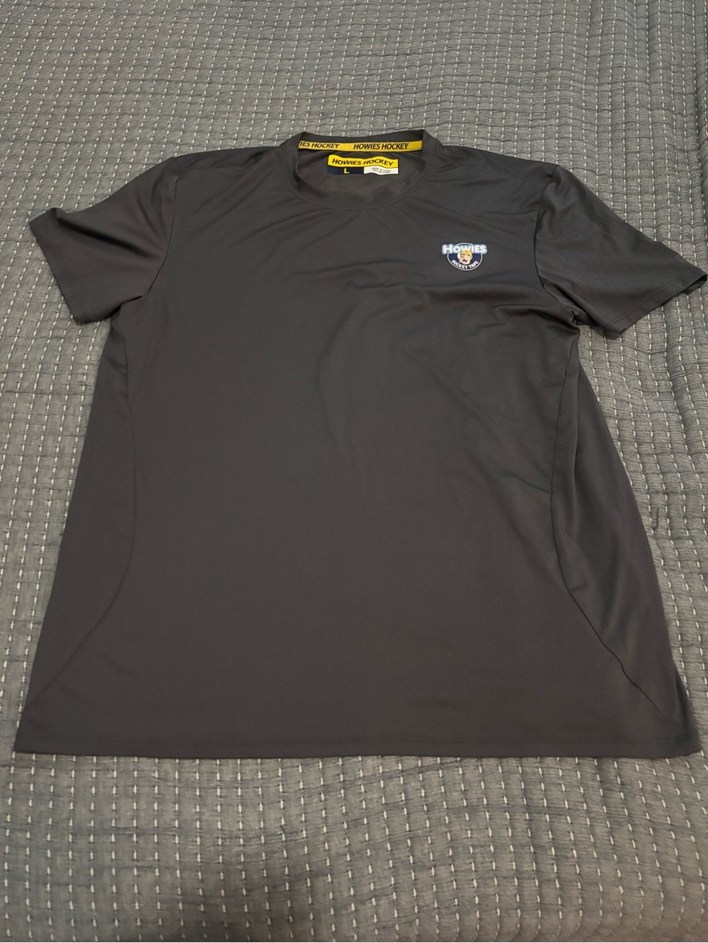 Howies Hockey Short Sleeve Shirt Adult Large